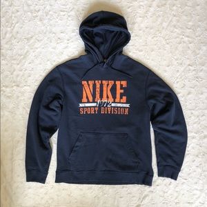 NIKE Men’s Pullover Hoodie